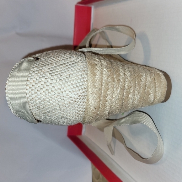 catherine Malandrino Ankle Wrap Spadrile Wedge Sandals - Picture 5 of 14